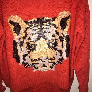 Rehab~ Chic + comfortable sweater-Mint condition